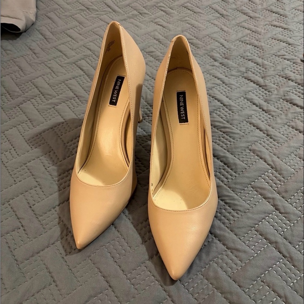 Nine West Women's Beige Heels
